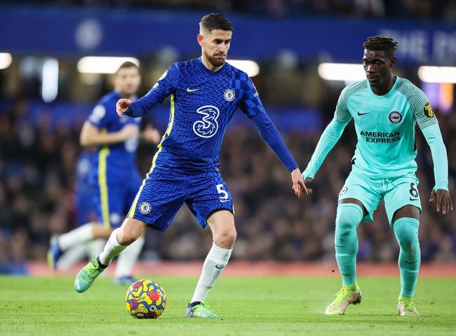 博主：国安今天前往河内，因当地训练条件不佳今晚直接去踩场