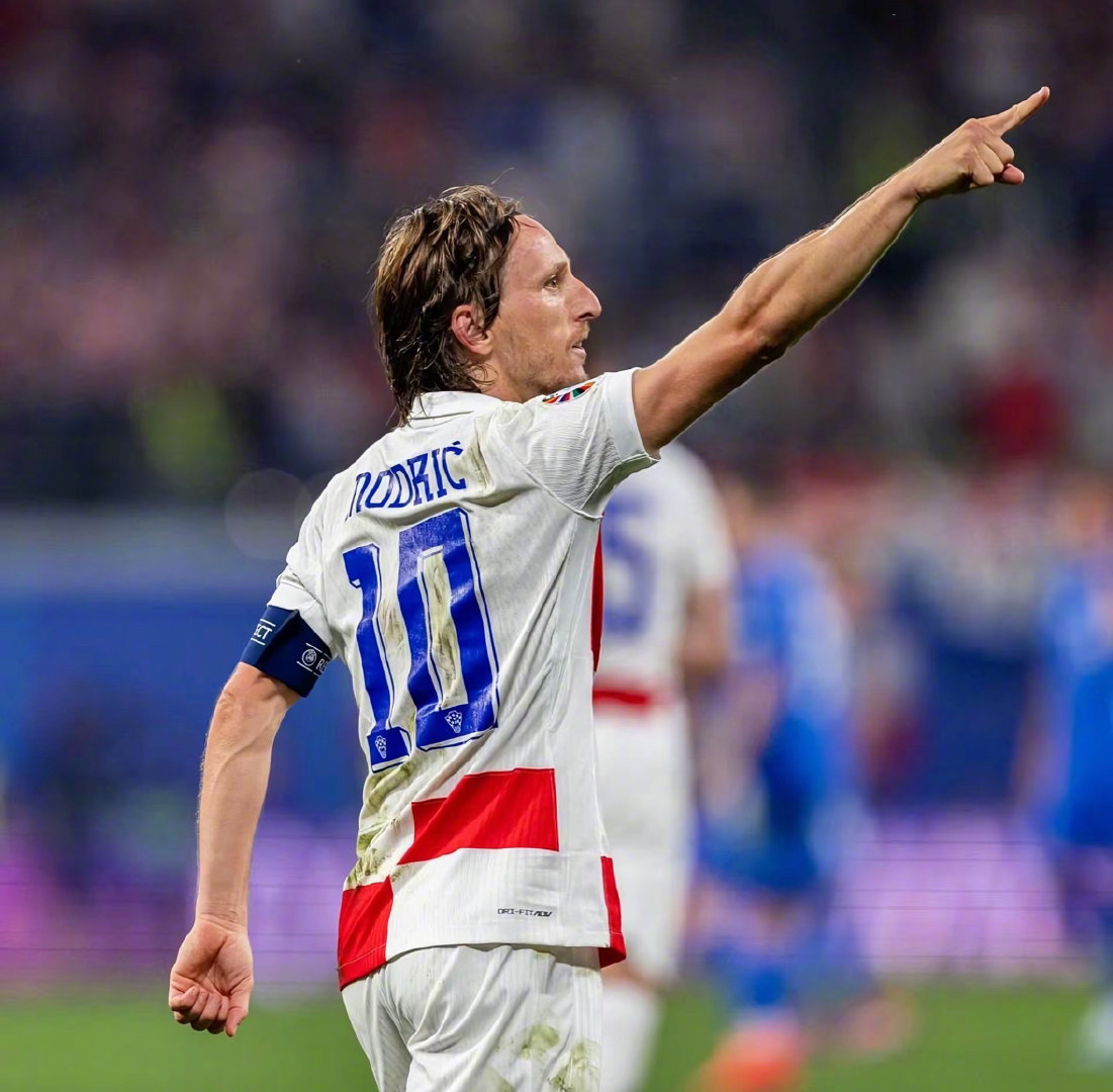 跟队记者：米兰球员去国家队受伤然后缺席的循环必须停止