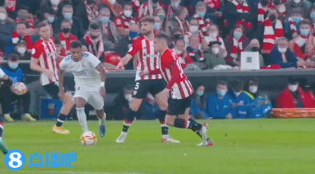 马卡：黄潜有意帕尔特伊，后者目前正面临英国检方指控